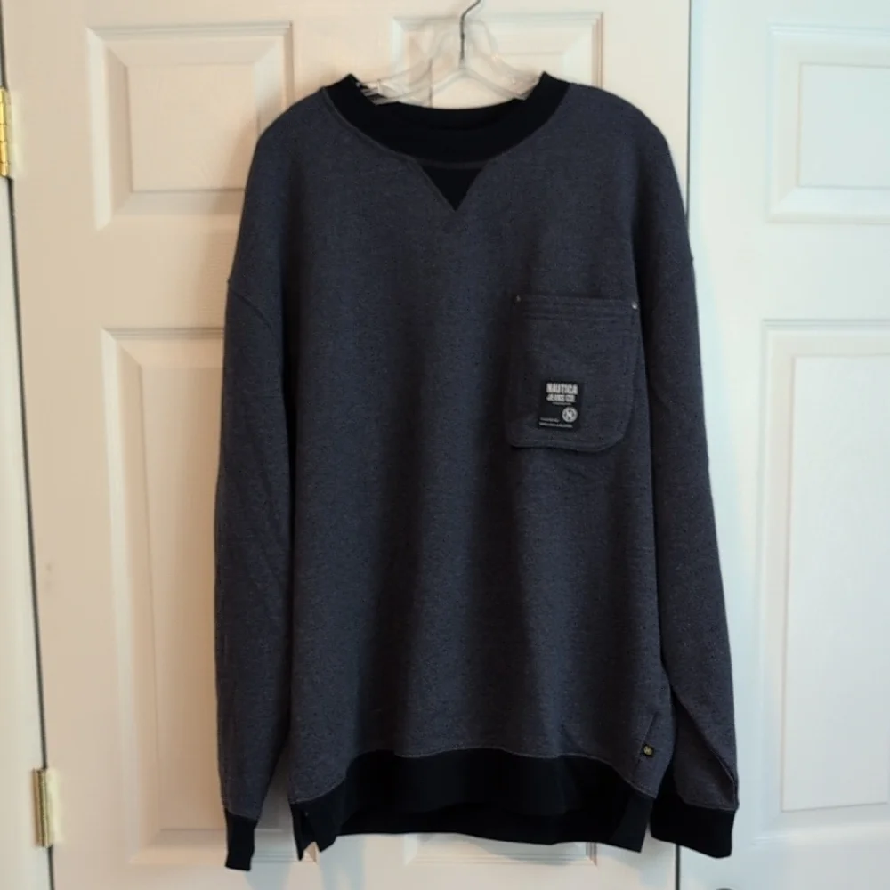 Nautica Men's Heather Navy Blue Crewneck Sweatshirt With Pocket